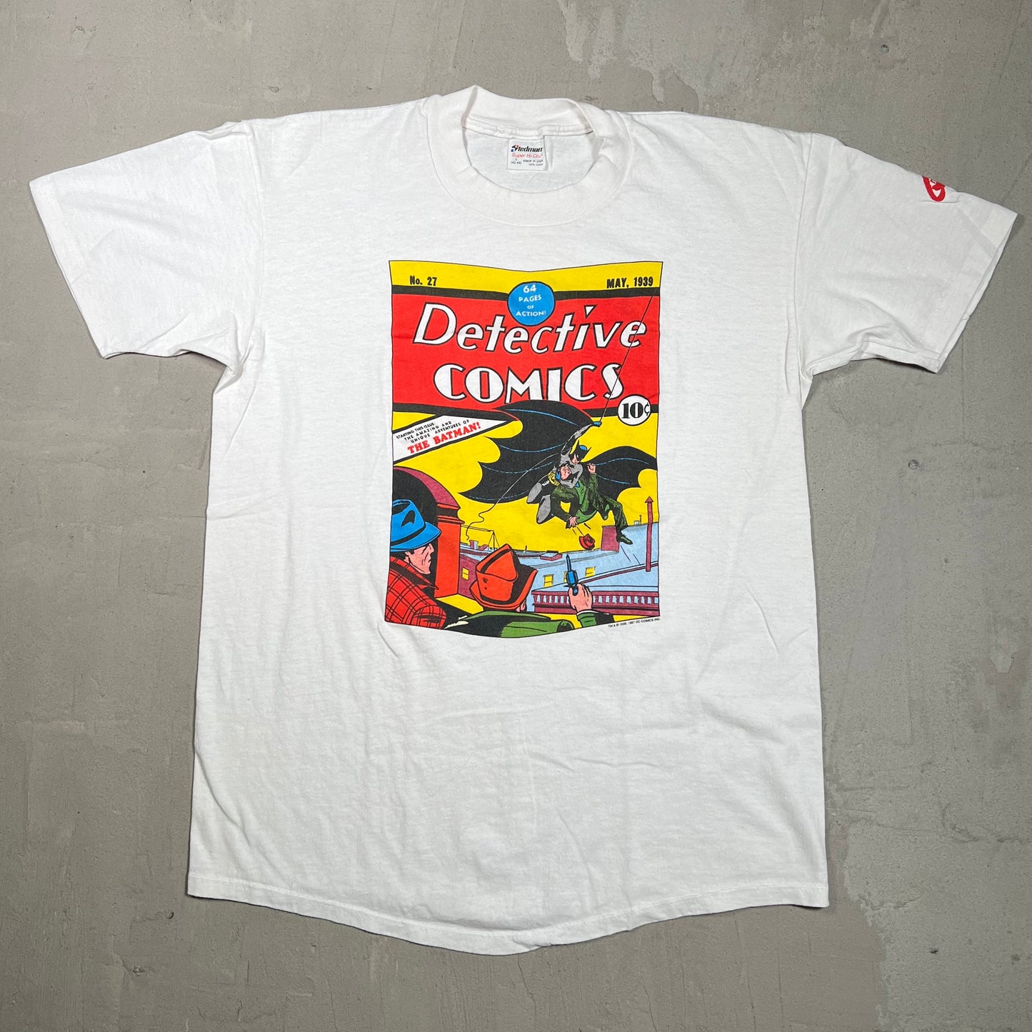 1990s Detective Comics Cover Batman White Tee Size Large USED v19749