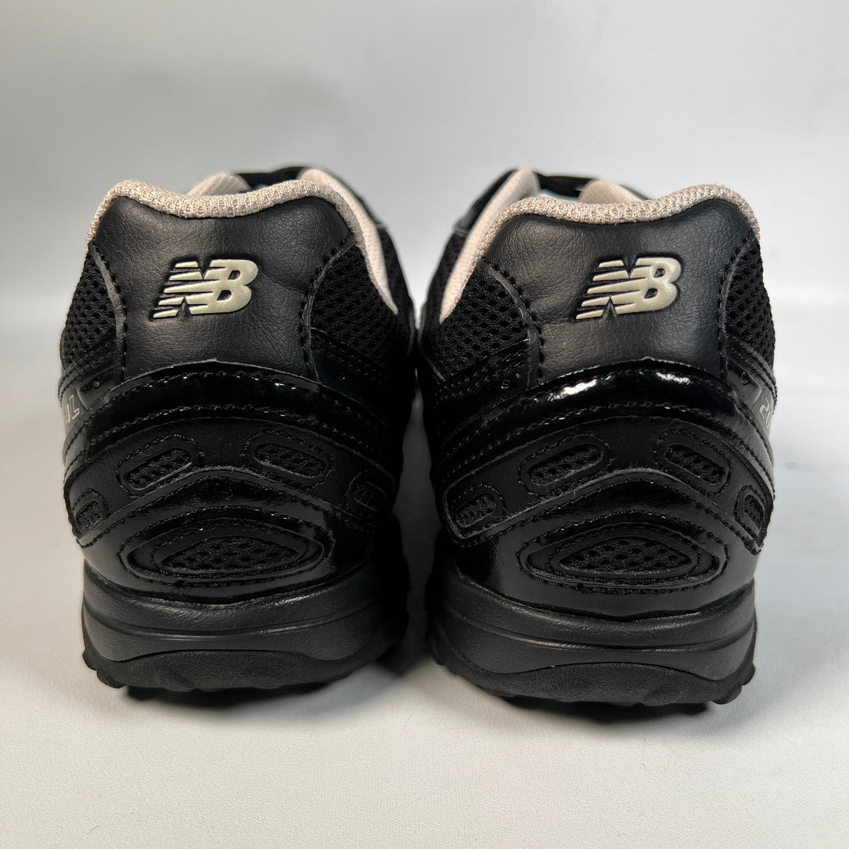New Balance 204L Black Timberwold (2025) Size 9.5 USED s23274