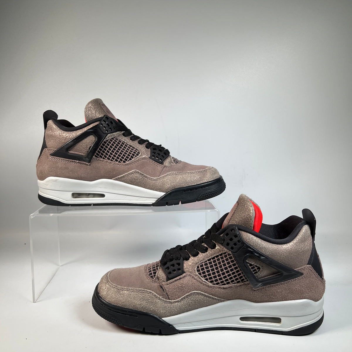 Jordan 4 Taupe Haze (2021) Size 8 USED s23278