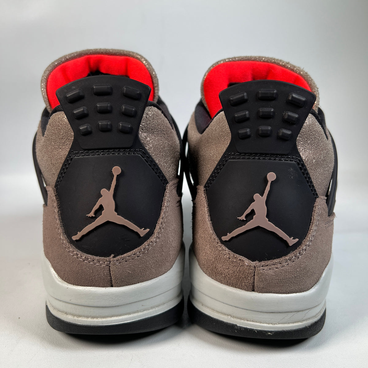 Jordan 4 Taupe Haze (2021) Size 8 USED s23278