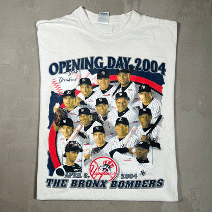 2004 Yankees Opening Day Roaster White Tee Size XL USED v19791