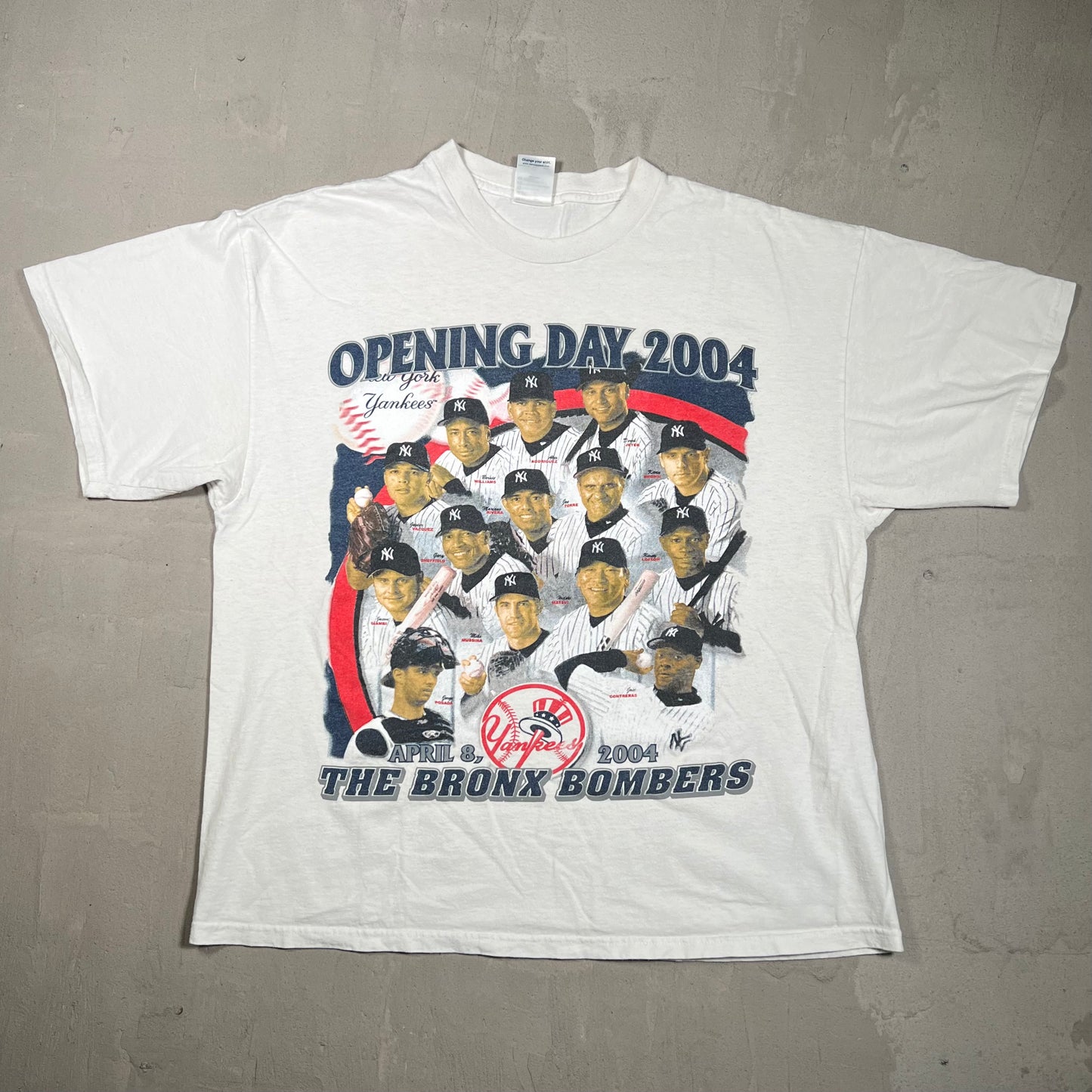 2004 Yankees Opening Day Roaster White Tee Size XL USED v19791
