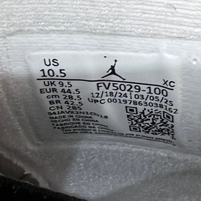 Jordan 4 White Cement (2025) Size 10.5 USED s23324