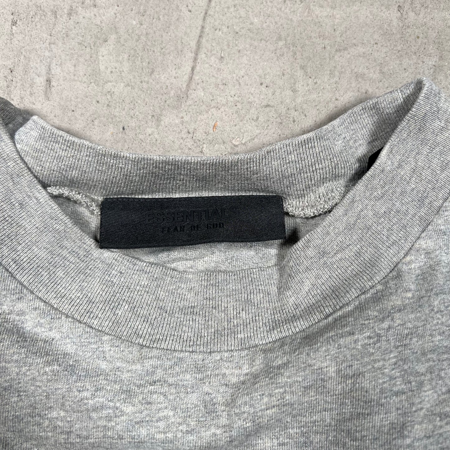 Fear of God FOG Essentials Grey Tee Size Large USED x17901