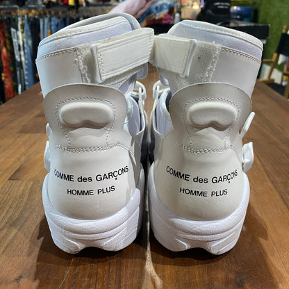 Nike Air Carnivore CDG White Size 11.5 USED s14255