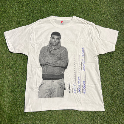 2010 Drake Passport White Tee Size Large USED v5038