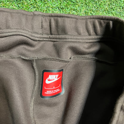 Nike Tech Brown Sweatpants Size Large USED v15929