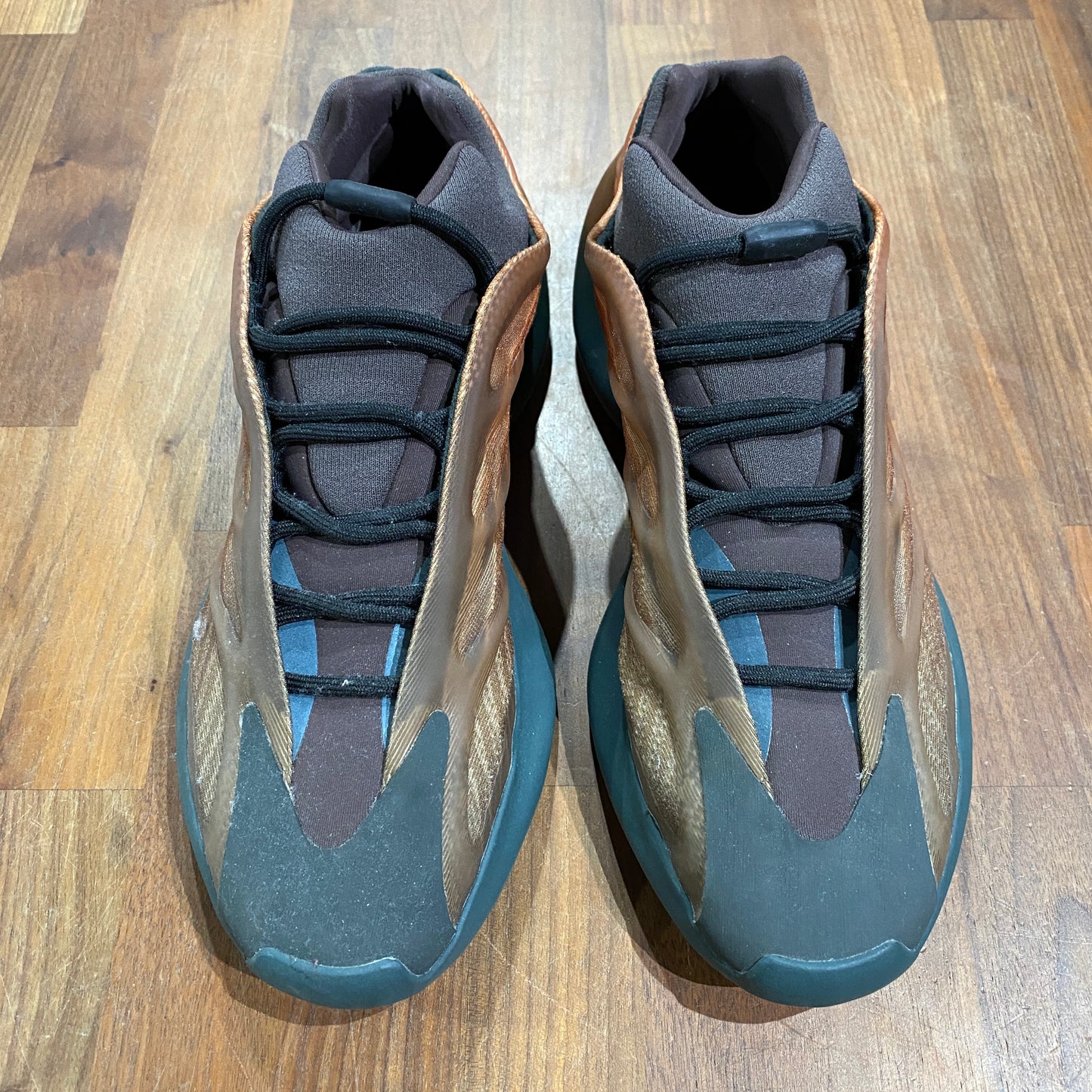 Adidas Yeezy 700 V3 Copper Fade Size 13 USED s14359