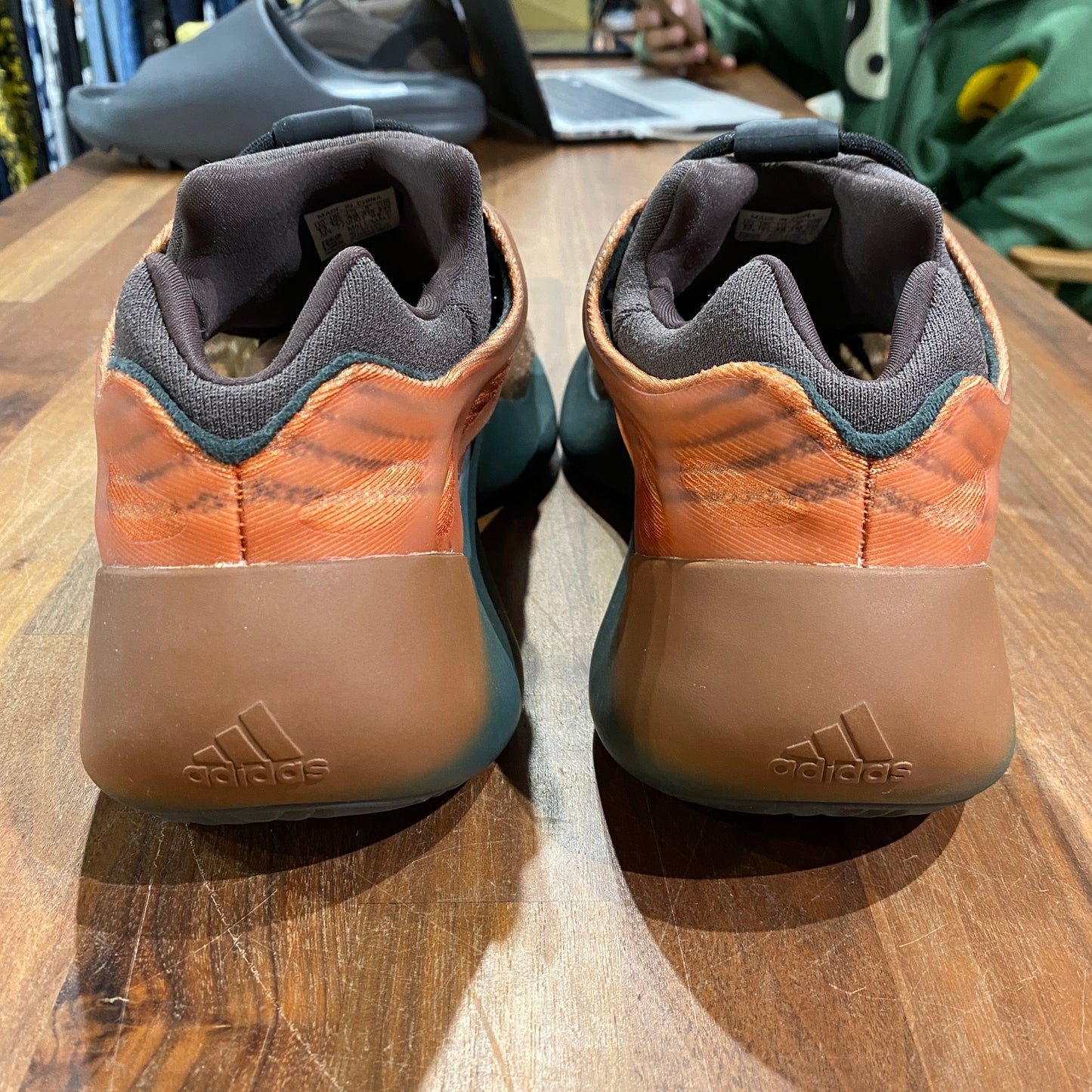 Adidas Yeezy 700 V3 Copper Fade Size 13 USED s14359