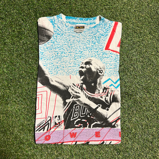 Michael Jordan Magic Johnson Tag Full Print White/Blue Tee Size Large USED v10449