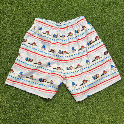 Lost Files Birthday Cake White Shorts Size Small USED v15373
