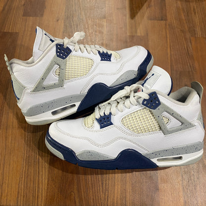 Jordan 4 Midnight Navy Size 9.5 USED s14187