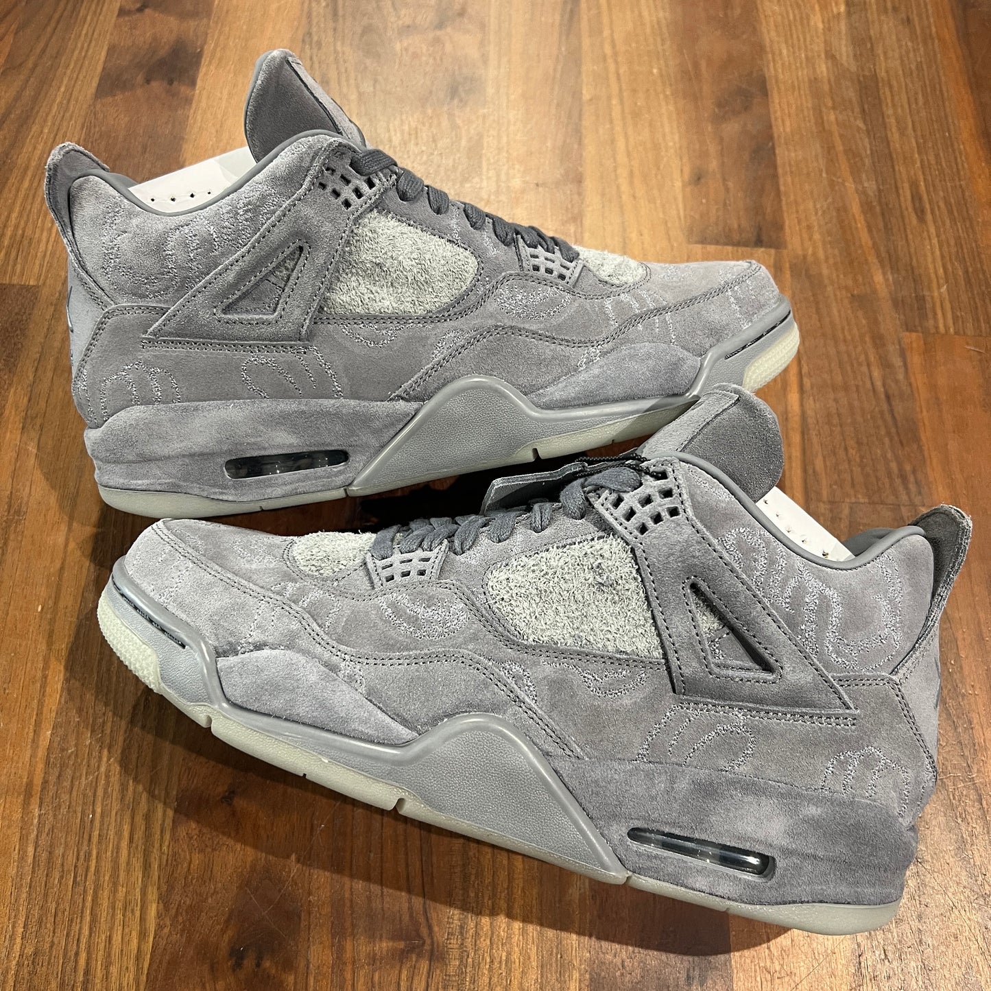 Jordan 4 Kaws Grey 2017 Size 11 NEW s14059