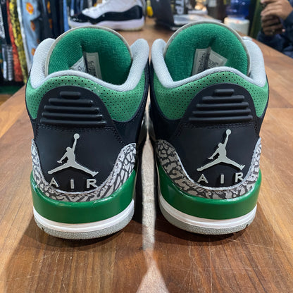 Jordan 3 Pine Green Size 8.5 USED s14043