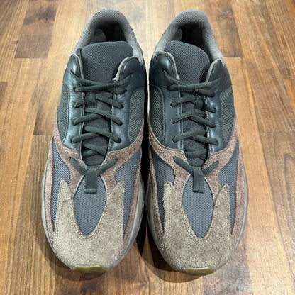 Yeezy 700 Mauve Size 13 USED s14070