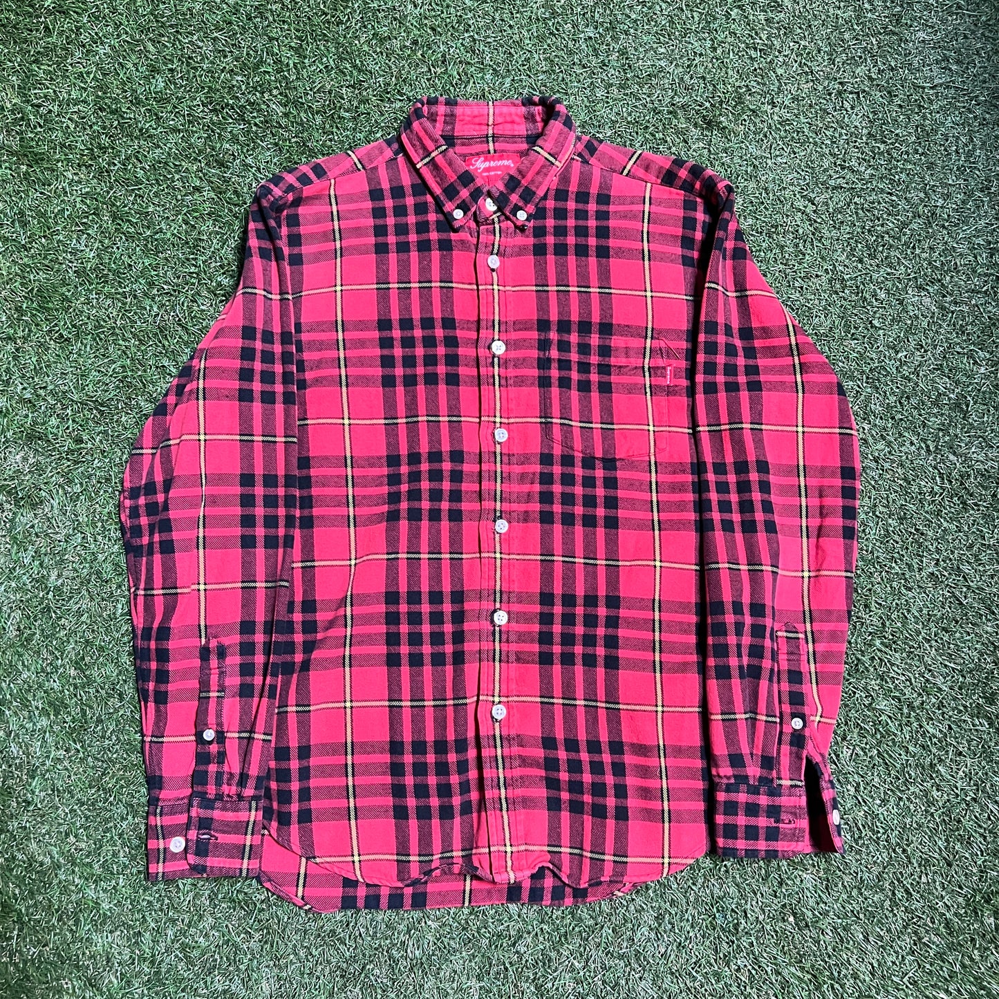 Supreme Red Flannel Size Small Used x4620