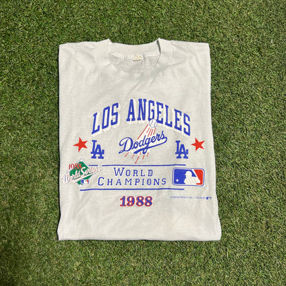 1988 Los Angeles Dodgers World Champions White Tee Size Medium USED v15068