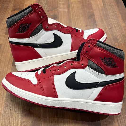 Jordan 1 Lost and Found Chicago Size 13 NEW s8364