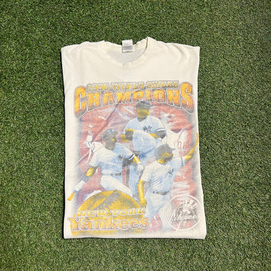 1996 World Series Champions New York Yankees Faded 3 Players White Tee Size XL USED v14139