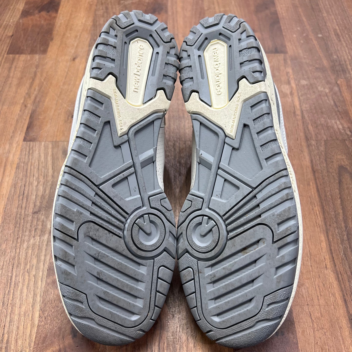 New Balance 550 Aime Leon Dore White Grey Size 8 USED S15984
