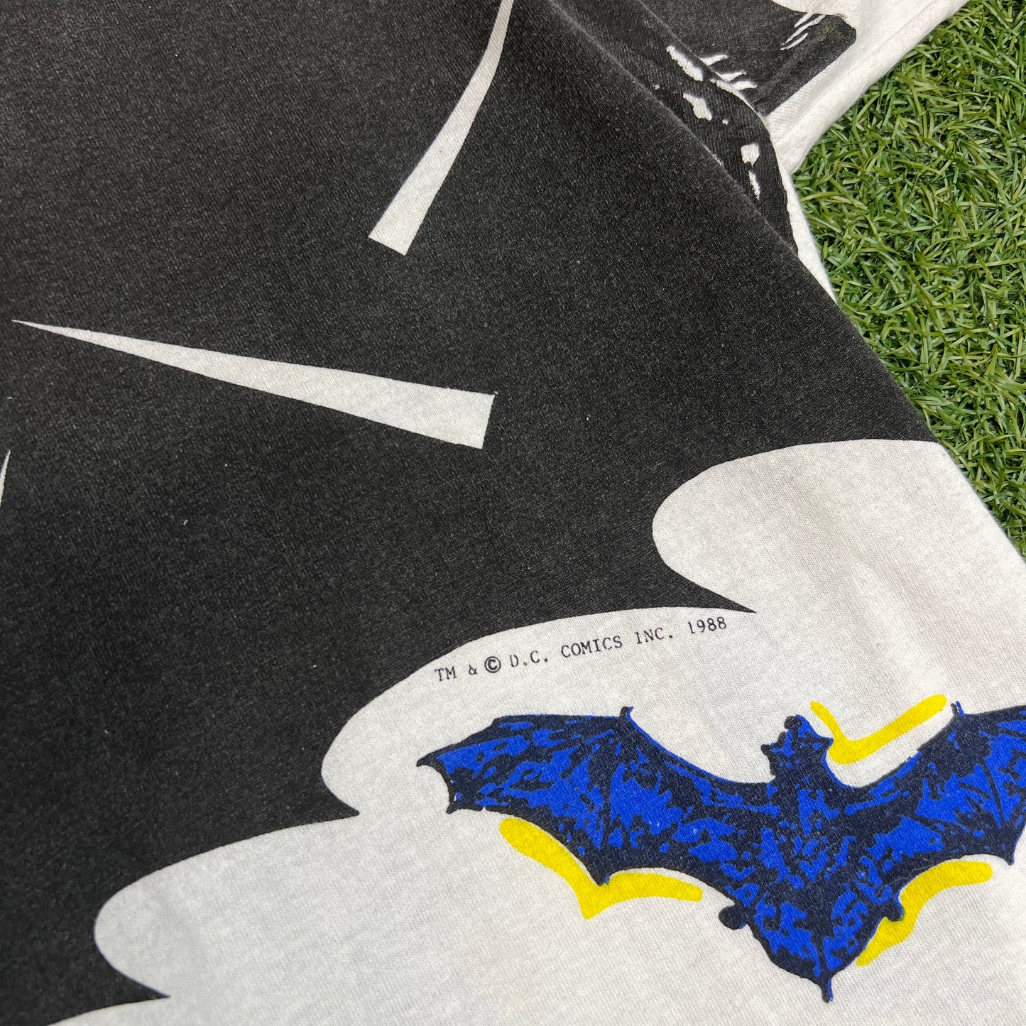 Batman full print bats 1988 print screen star Tee Size Large USED v3319