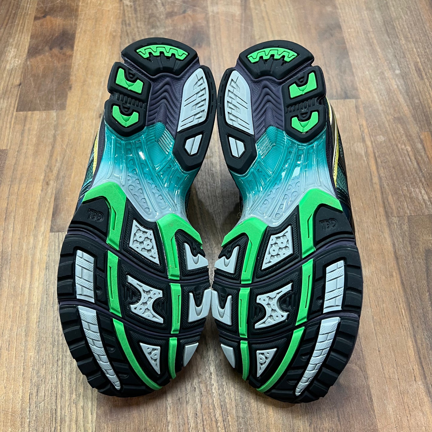 Asics Gel-Kayano 14 P. Andrade Graduation Green Size 8 Used S15950