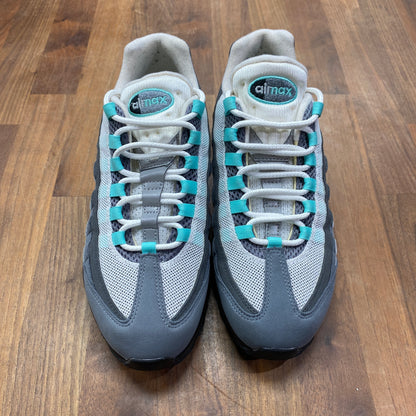 Nike Air Max 95 Hyper Turquoise (No Insoles) Size 8.5 USED S14519