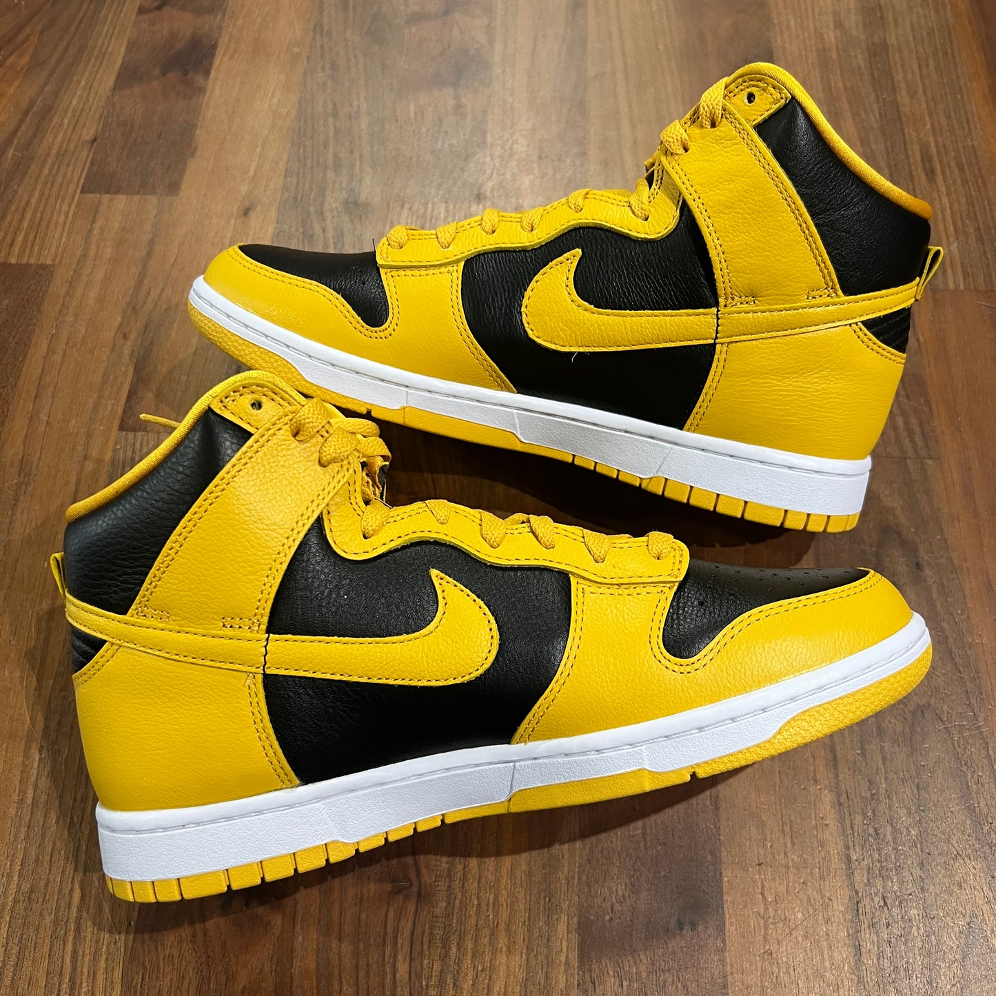 Nike Dunk High Wu Tang Size 9 NEW s14352