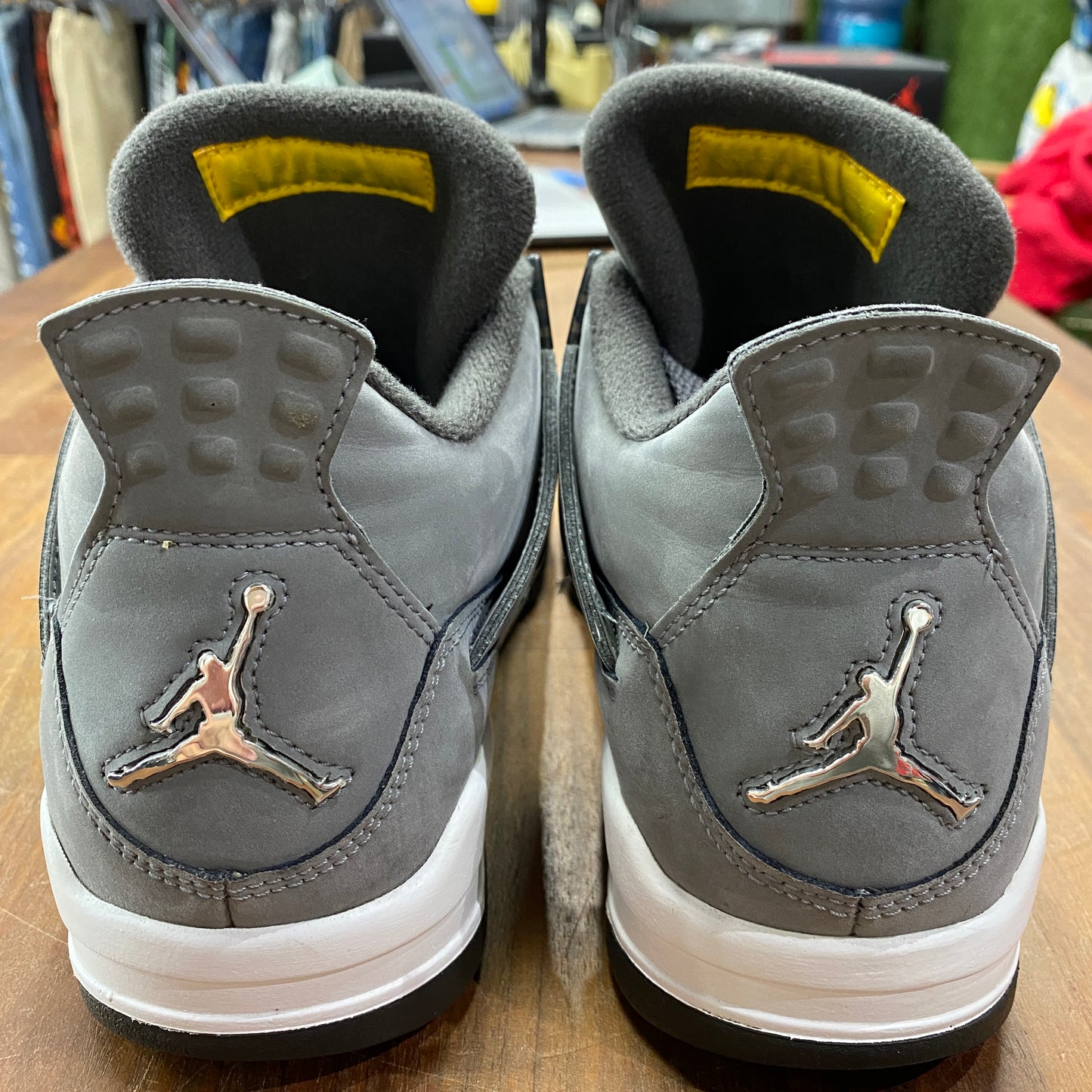 Jordan 4 Cool Grey (2019) Size 8 USED s13760