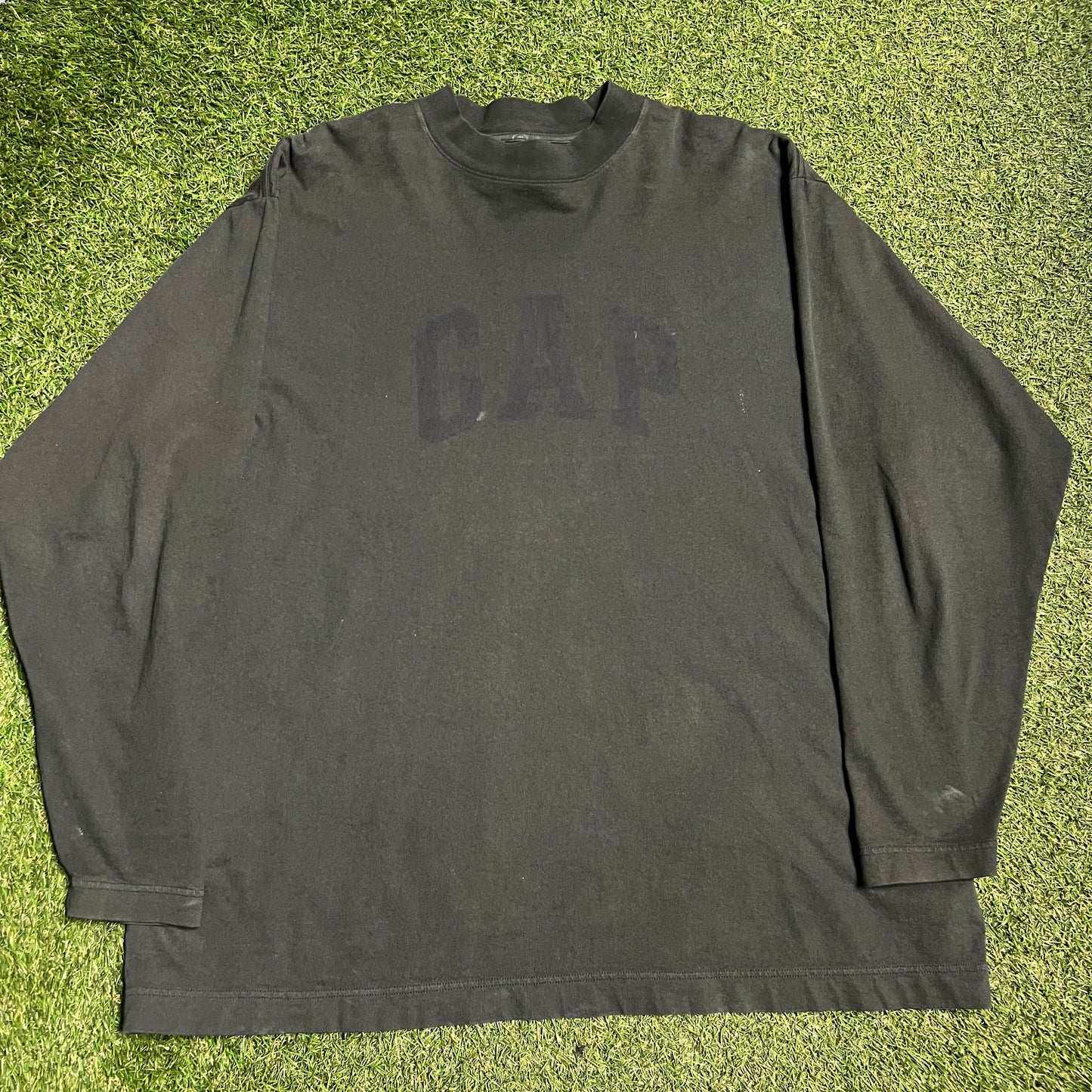 Yeezy gap dove longsleeve black Size Large USED x10123