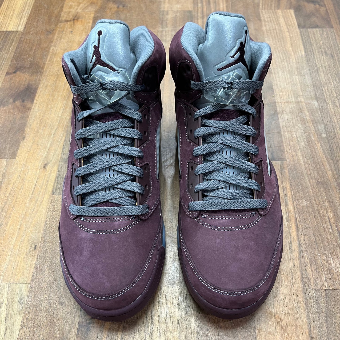 Jordan 5 Burgundy (2023) Size 9 NEW s16045