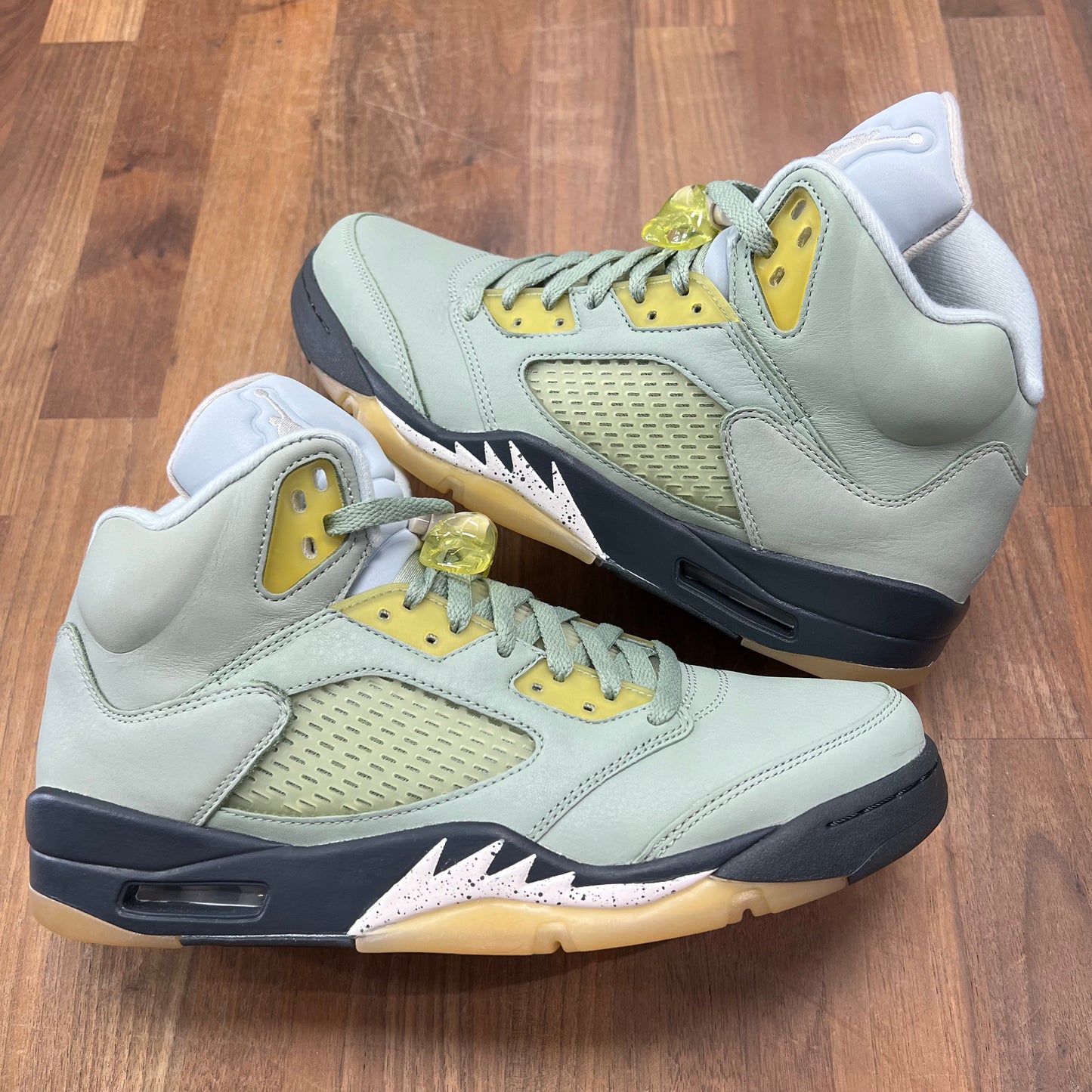 Jordan 5 Jade Horizon Size 9.5 NEW s16048