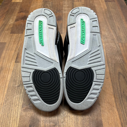 Jordan 3 Green Glow Size 8 USED s16019