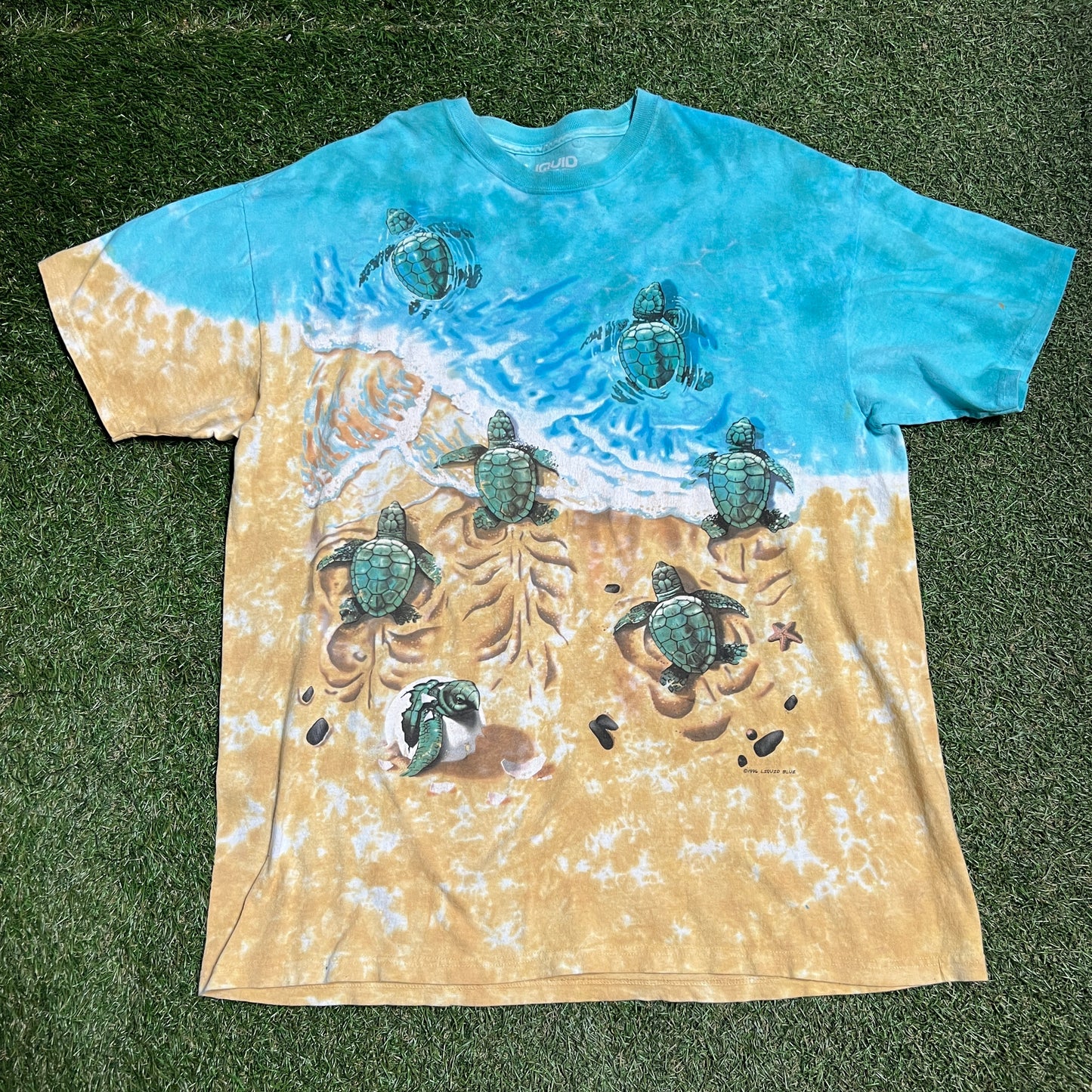 Liquid Blue Sea turtles Beach Tee SZ 2XL USED v8577