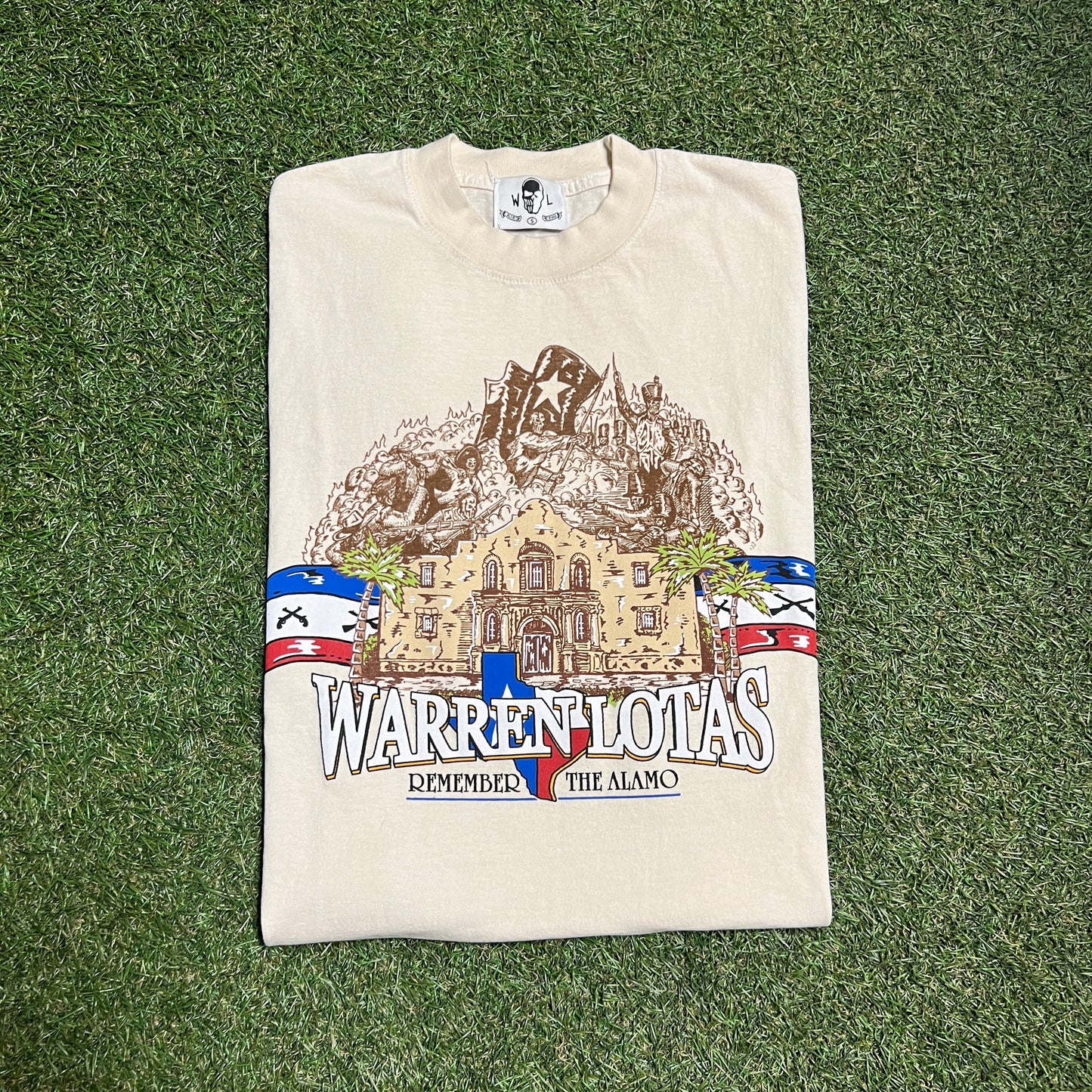 Warren lotas remember the alamo tee off white Size Small USED x11678