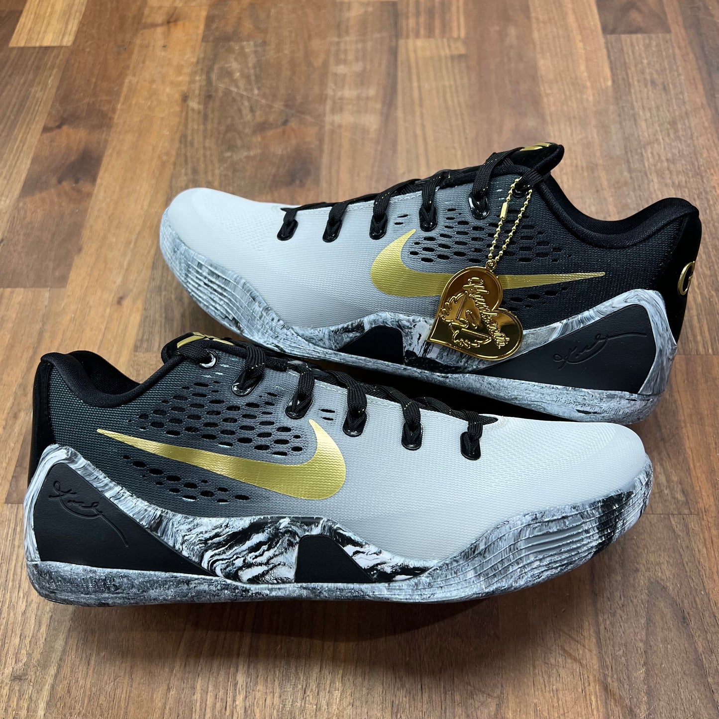 Nike Kobe 9 EM Low Protro Mambacita Size 10.5 NEW S16144