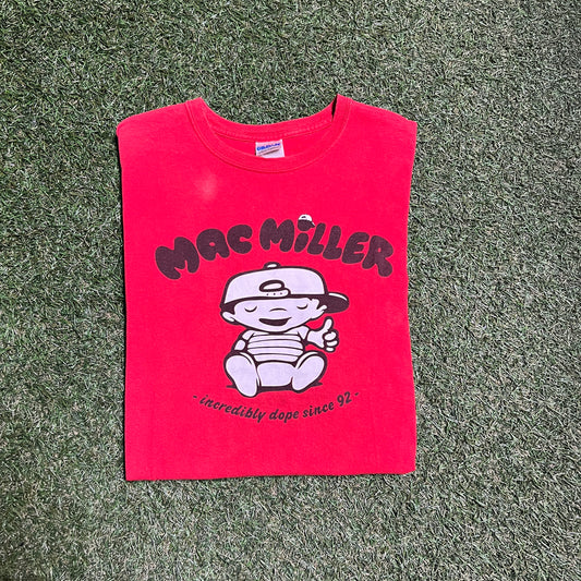 Mac Miller Incredibly Dope Since 92 Red Tee Size Small USED x9889