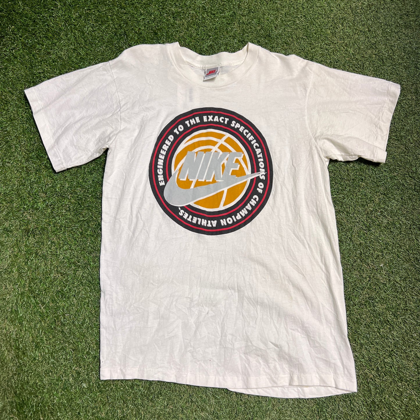 Nike engineered to the exact specifications tee white Size Large USED v12364