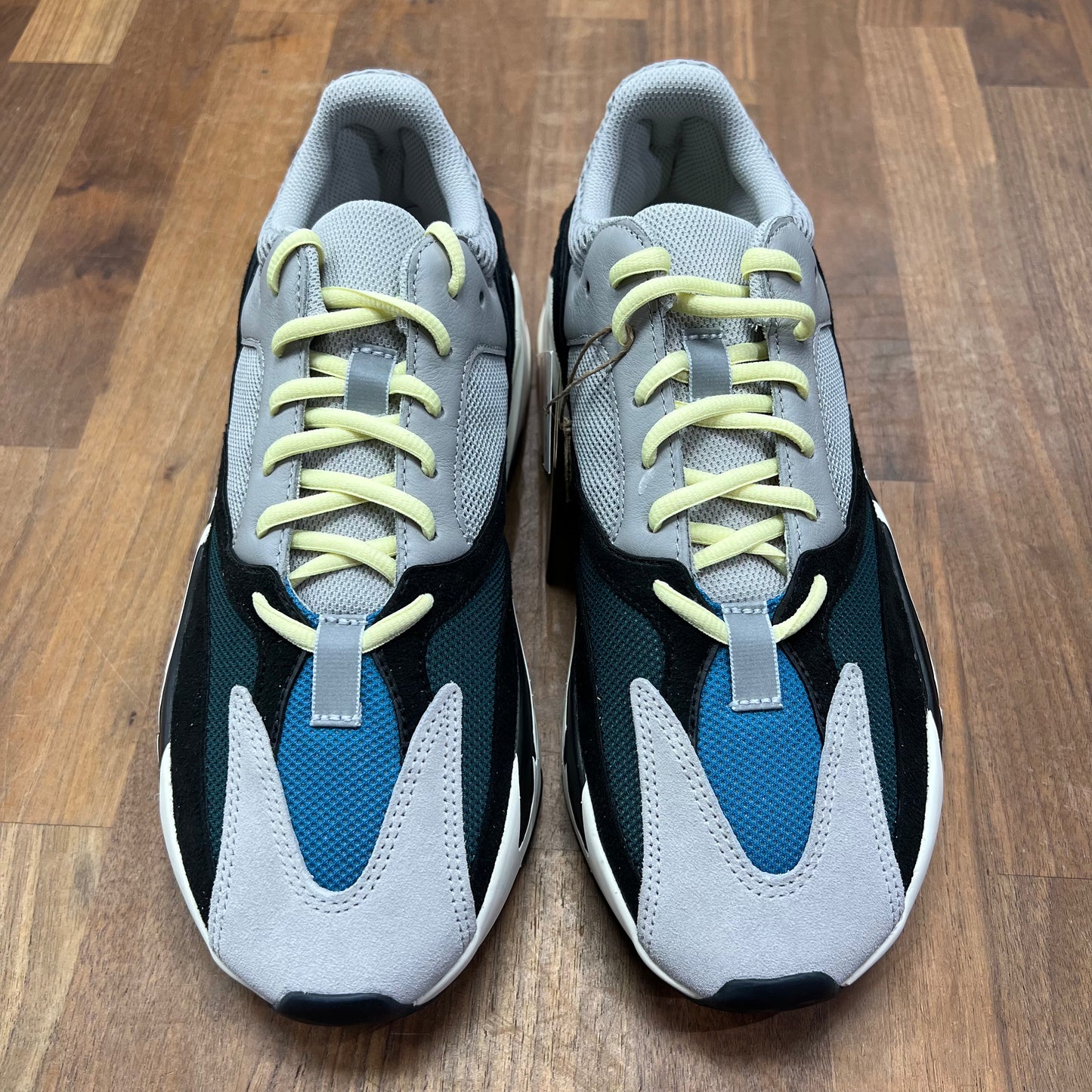 Yeezy 700 Waverunner Size 10.5 NEW s16203