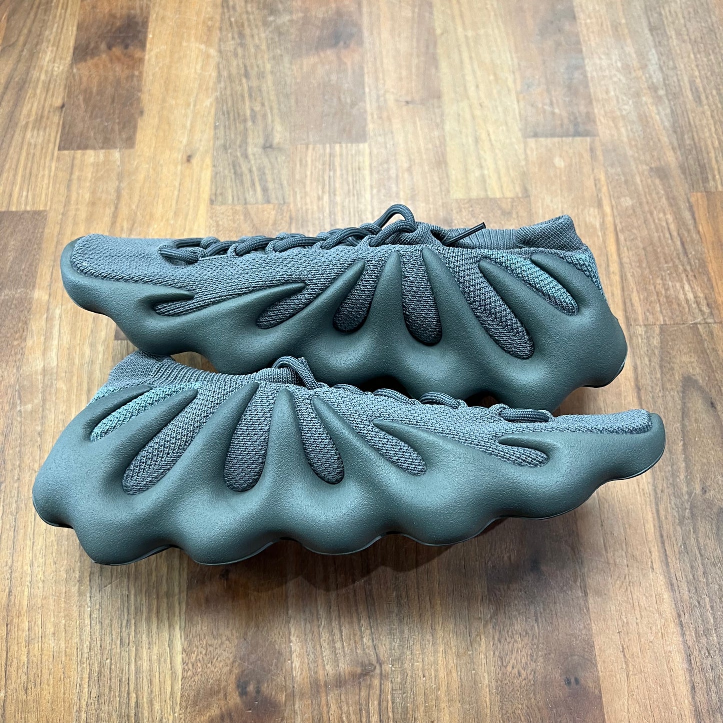 Yeezy 450 Stone Teal Size 10.5 USED s16230