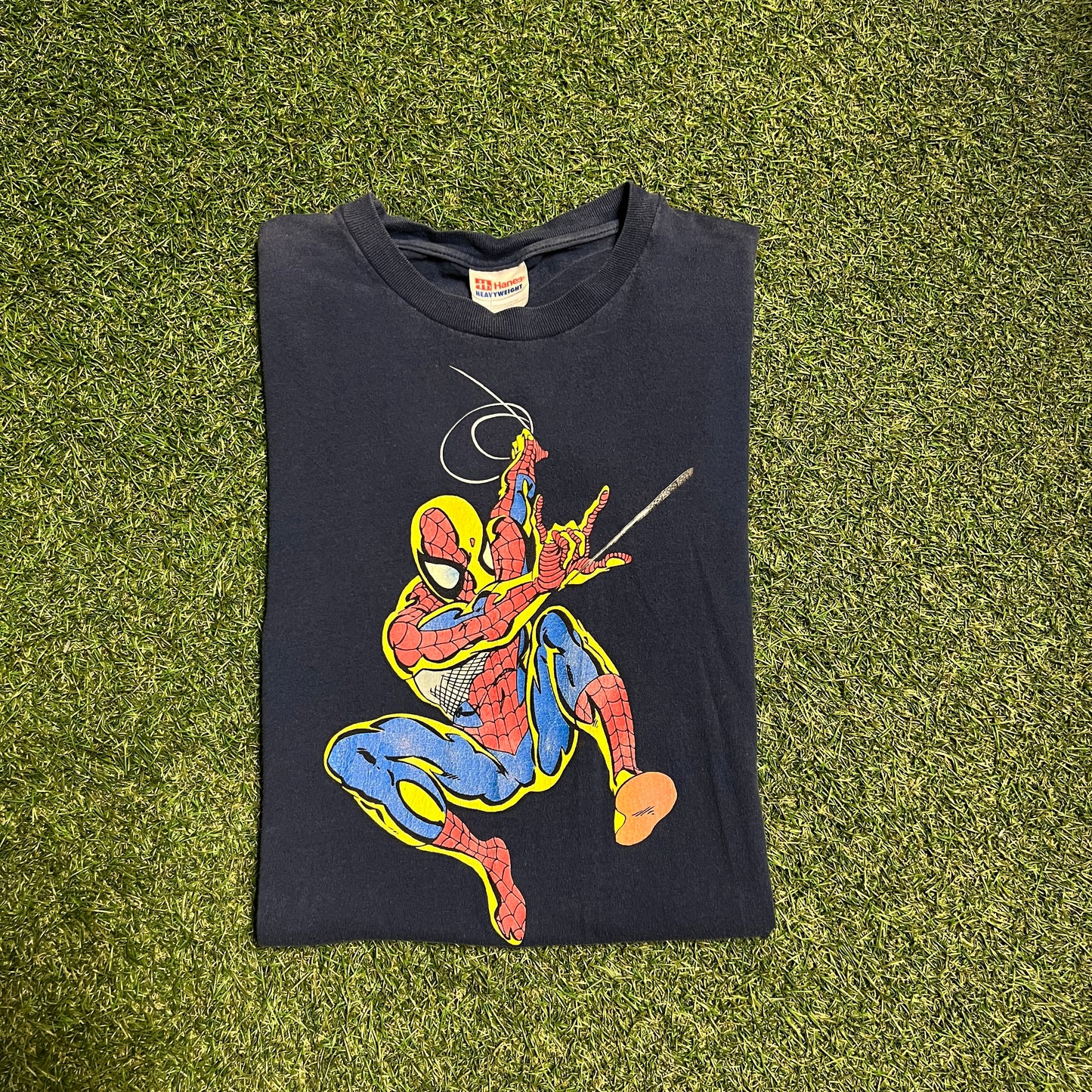 Spiderman 2001 Marvel Comics hanes tag tee size Small USED v4349