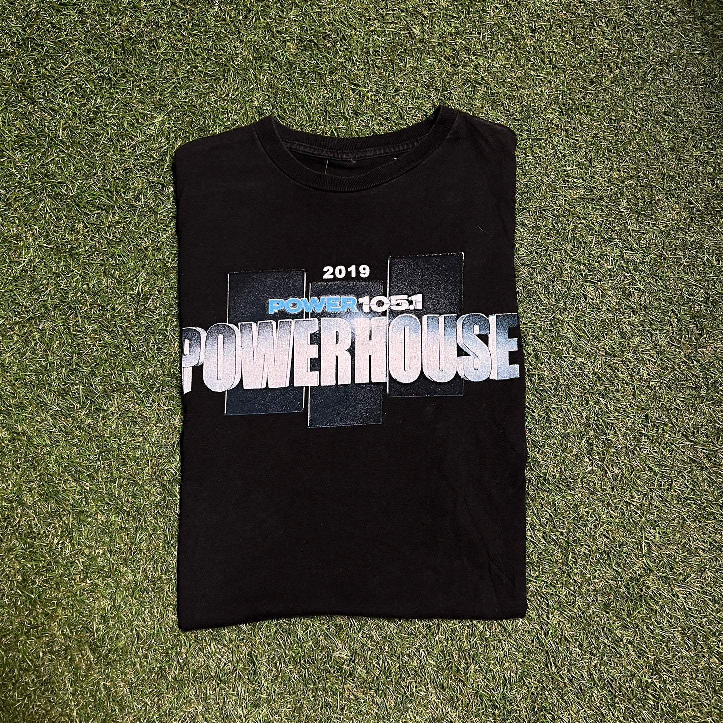 Power 105.1 Concert Tee 2019 Size Small USED v10424