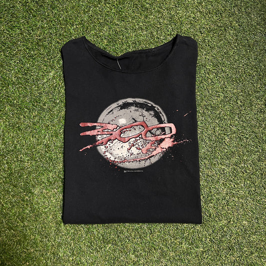 300 moive shield and blood tee wide neck no tag Black Tee Size Large USED v3533