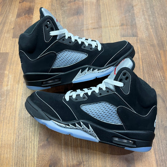 Jordan 5 Metallic Reimagined Size 8 Used S16130