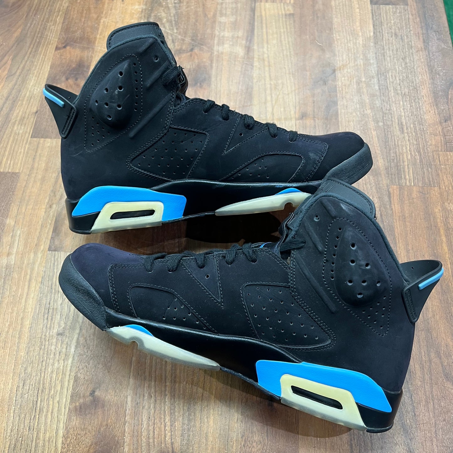 Jordan 6 UNC 2017 Size 11.5 USED s16097