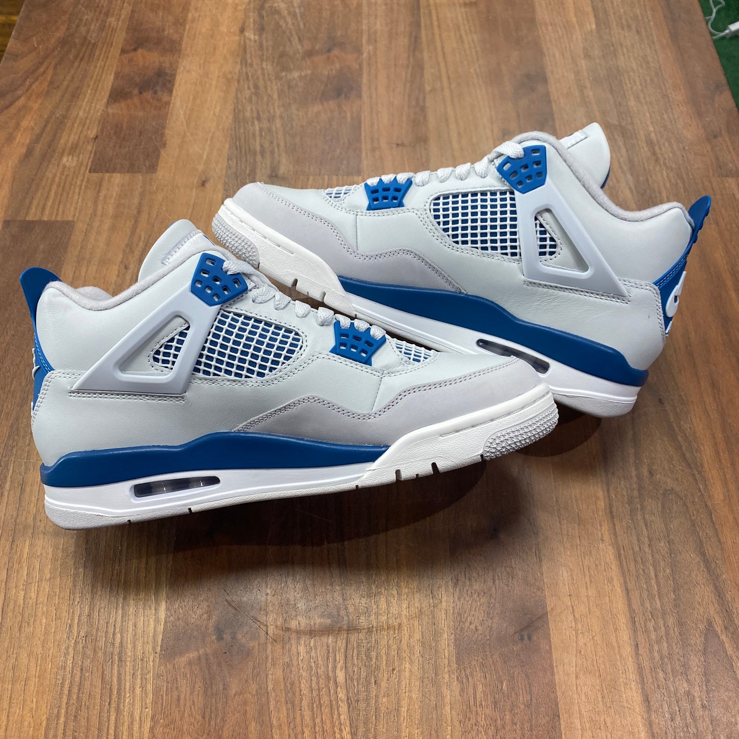 Jordan 4 Military Blue 2024 Size 10.5 NEW s14932