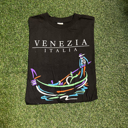 1990s Venezia Italia La Gondola Black Tee Size Medium USED v14172