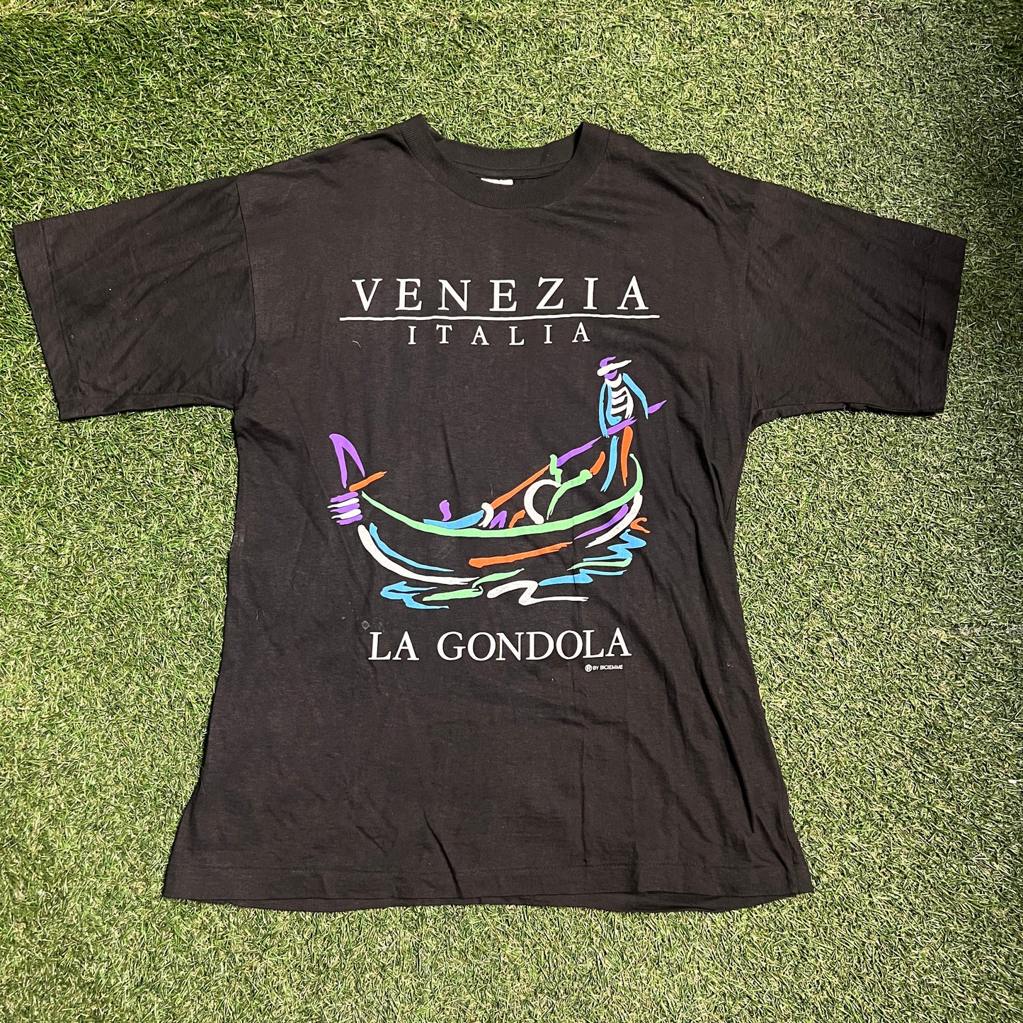 1990s Venezia Italia La Gondola Black Tee Size Medium USED v14172