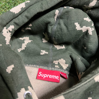 Supreme FW21 Olive Russian Camo box logo hoodie Size Medium USED x11794