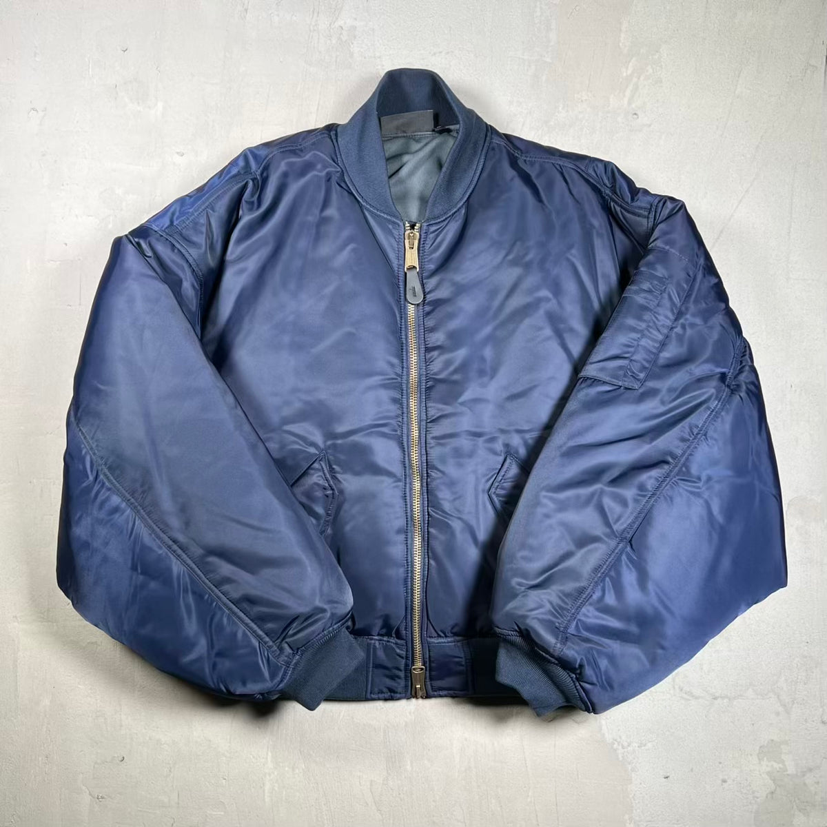 GV Gallery Navy Blue Reversible Bomber Jacket Size Medium USED x18993